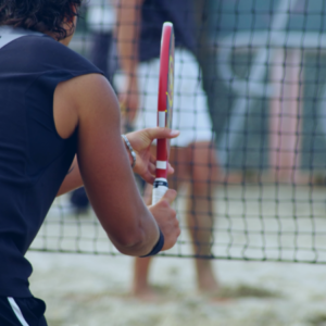 Lire la suite à propos de l’article Les différences entre le Beach Soccer, le Beach Volley, le Beach Rugby et le Beach Tennis : quel sport de plage est fait pour vous ?