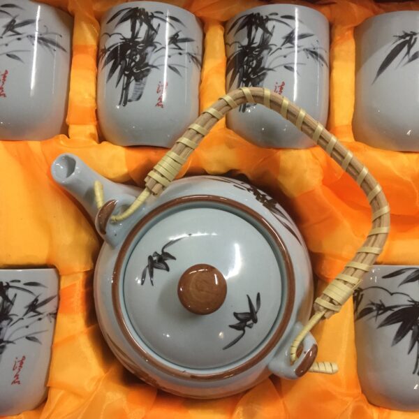 Théière avec son lot de 6 tasses - motif bambou